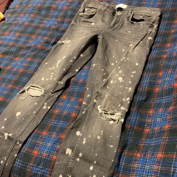 Zara distressed denim with splatter design - Picture 1 of 4